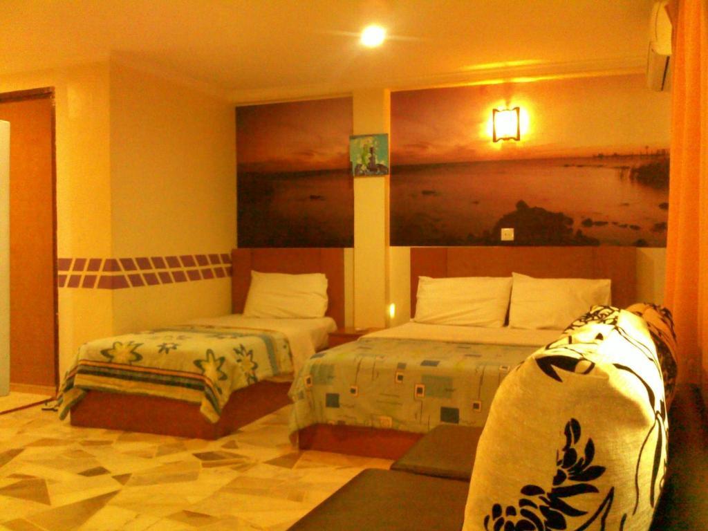 City Star Hotel Kulai Exterior photo