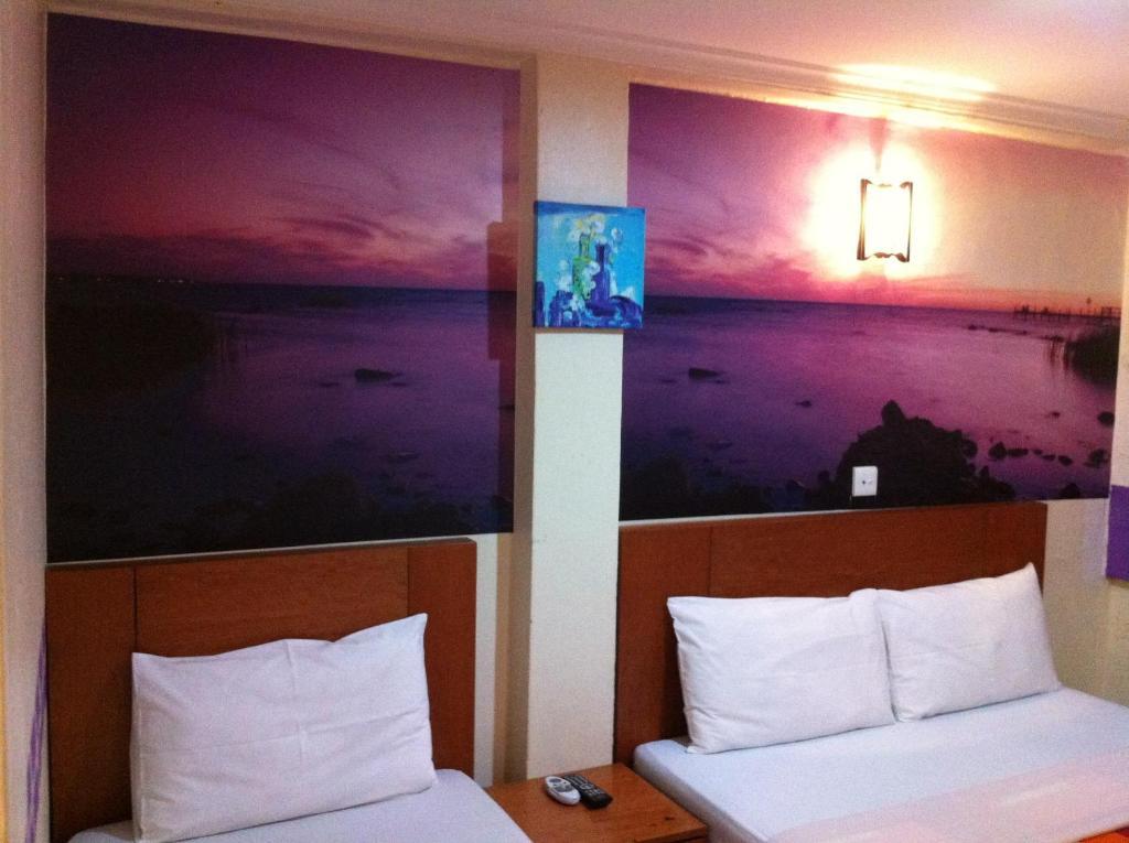 City Star Hotel Kulai Room photo